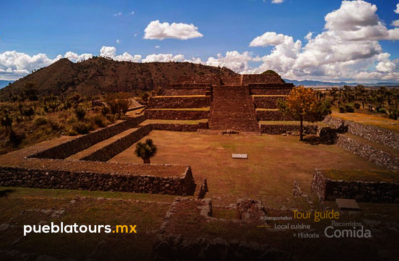 Juego de pelota y plazas amuralladas de Cantona