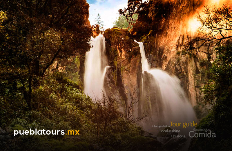 Chignahuapan y Zacatlán — escena 5: cascada de Quetzalapan